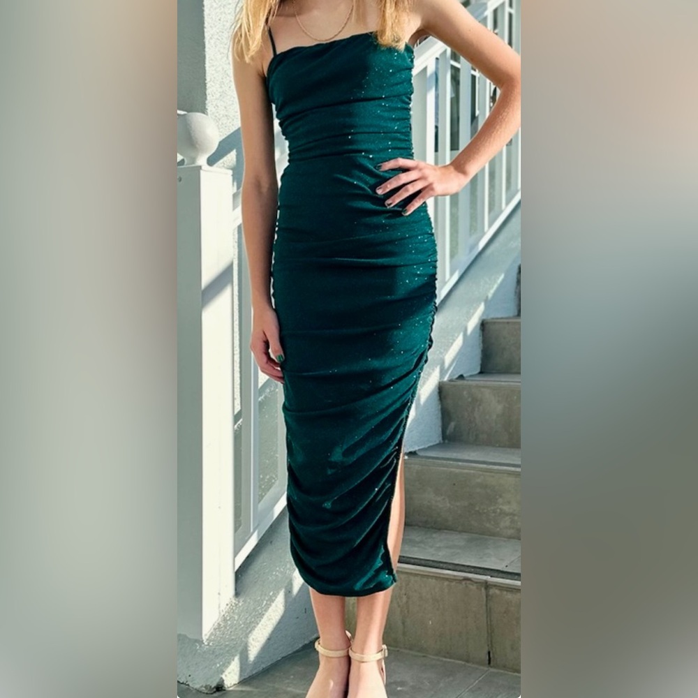 Cinched Glitter Emerald Green Prom/Homecoming Dress Windsor